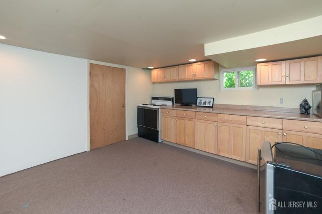331 Portia Street, South Amboy, NJ 08879