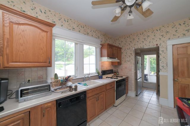 331 Portia Street, South Amboy, NJ 08879