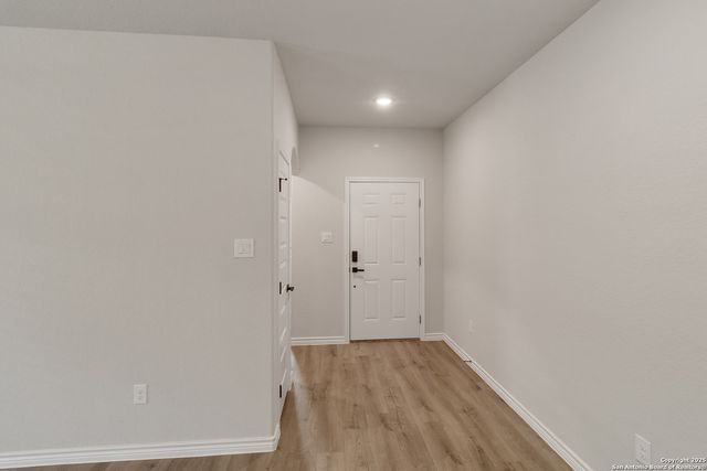 806 W HUNTINGTON ST, Beeville, TX 78102