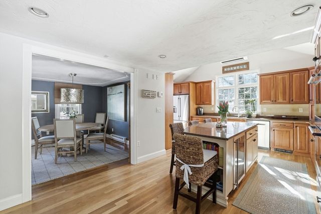 23 John Neil Dr, Norwell, MA 02061