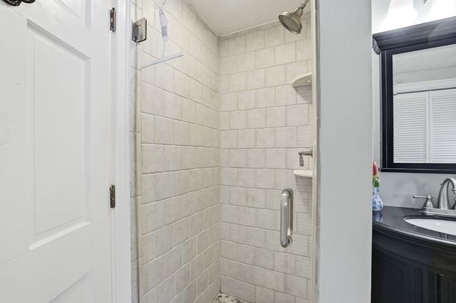 23 John Neil Dr, Norwell, MA 02061