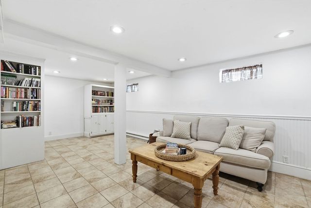 23 John Neil Dr, Norwell, MA 02061