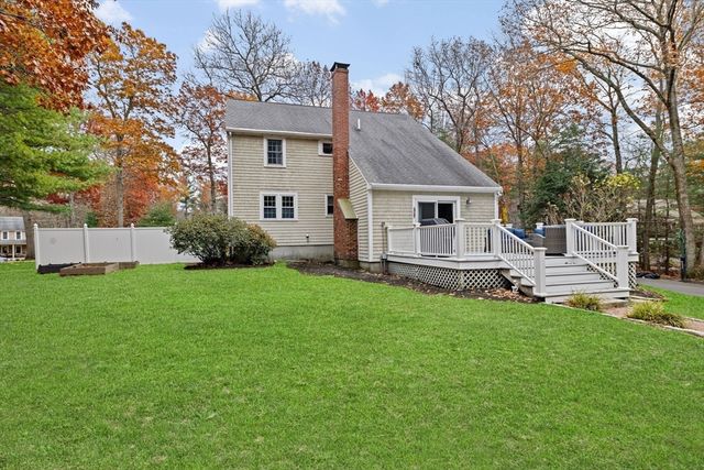 23 John Neil Dr, Norwell, MA 02061