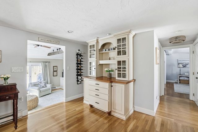 23 John Neil Dr, Norwell, MA 02061