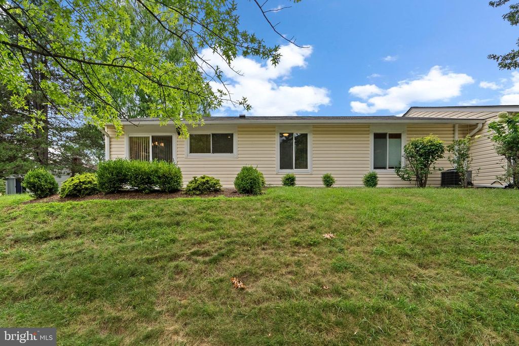 15410 BRAMBLEWOOD DR, Silver Spring, MD 20906