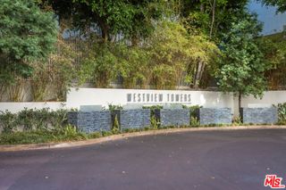 1155 N La Cienega Boulevard 110, West Hollywood, CA 90069