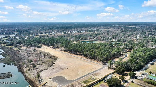 164 Wave Crest Drive, Hampstead, NC 28443