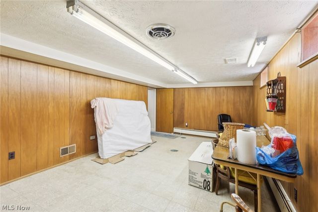 13630 Cedar Road Lower, University Heights, OH 44118