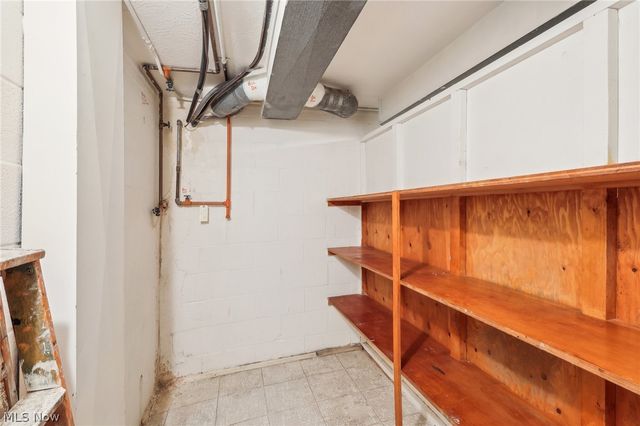 13630 Cedar Road Lower, University Heights, OH 44118