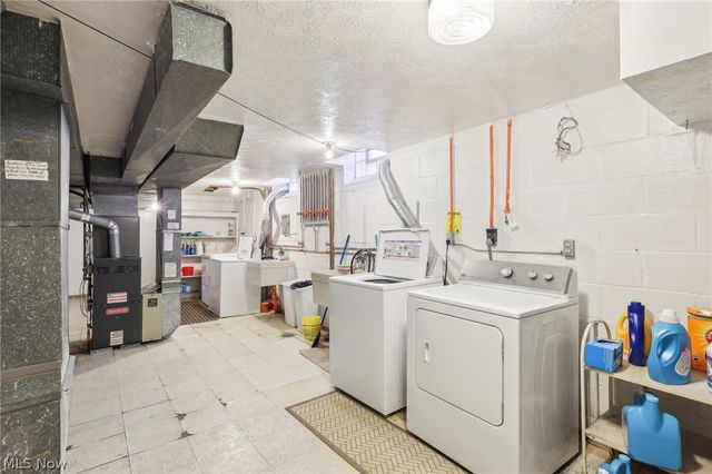 13630 Cedar Road Lower, University Heights, OH 44118