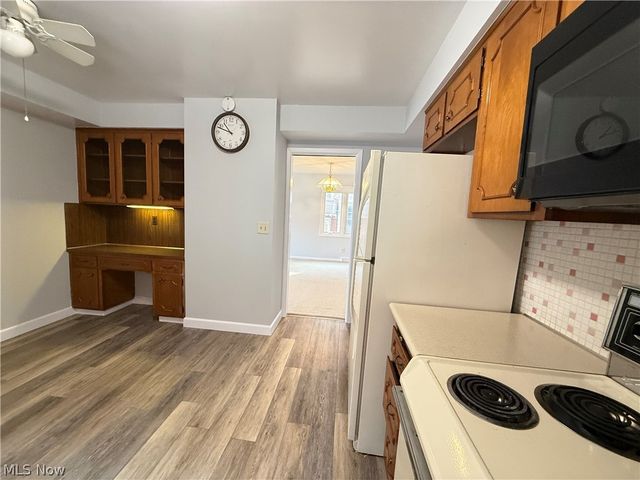 13630 Cedar Road Lower, University Heights, OH 44118