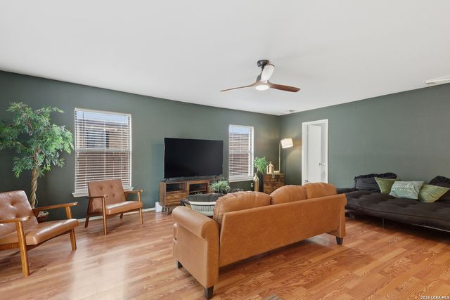 5031 Fawn Lake, San Antonio, TX 78244