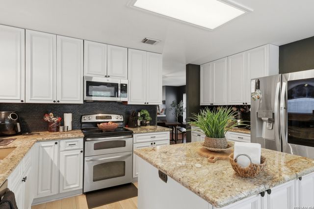 5031 Fawn Lake, San Antonio, TX 78244