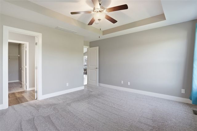 5760 NW 50th Street, Johnston, IA 50131