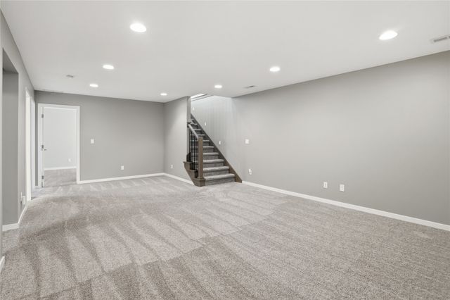 5760 NW 50th Street, Johnston, IA 50131