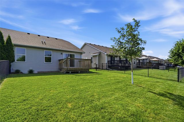 5760 NW 50th Street, Johnston, IA 50131