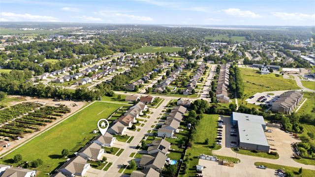 5760 NW 50th Street, Johnston, IA 50131