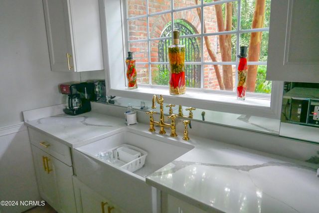 2350 Waccamaw Shores Road, Lake Waccamaw, NC 28450