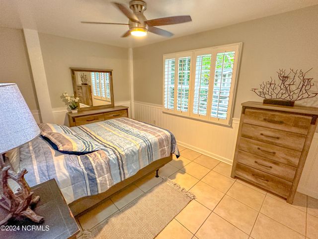 2350 Waccamaw Shores Road, Lake Waccamaw, NC 28450