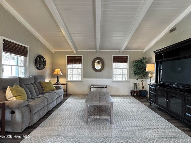 2350 Waccamaw Shores Road, Lake Waccamaw, NC 28450