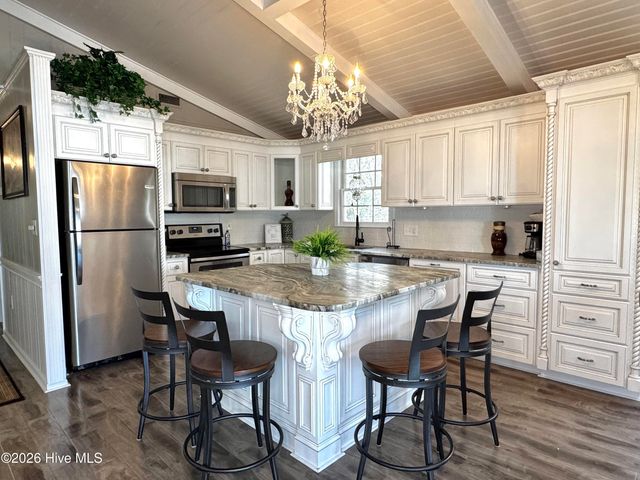 2350 Waccamaw Shores Road, Lake Waccamaw, NC 28450