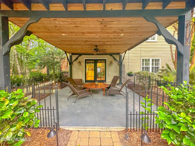 2350 Waccamaw Shores Road, Lake Waccamaw, NC 28450