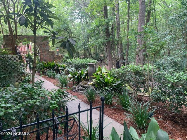 2350 Waccamaw Shores Road, Lake Waccamaw, NC 28450