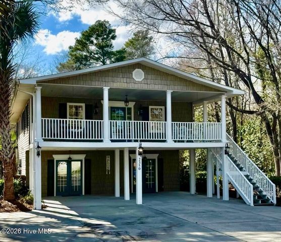 2350 Waccamaw Shores Road, Lake Waccamaw, NC 28450