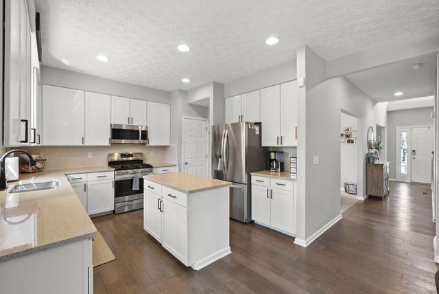 257 Wagon Trail S, Powell, OH 43065