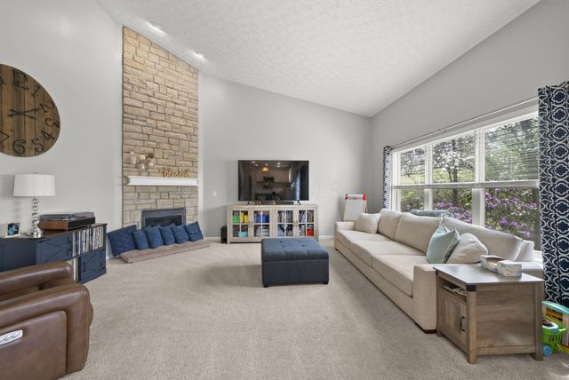 257 Wagon Trail S, Powell, OH 43065