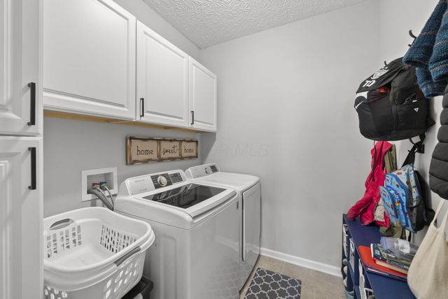 257 Wagon Trail S, Powell, OH 43065