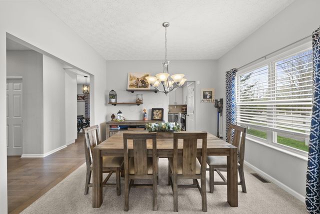 257 Wagon Trail S, Powell, OH 43065