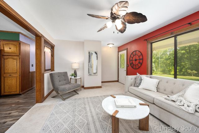 1525 104th Street SW, Byron Center, MI 49315