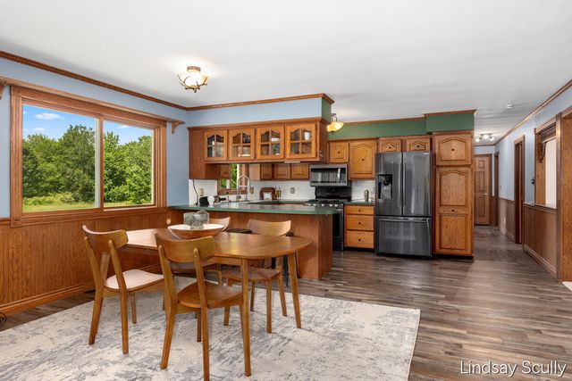 1525 104th Street SW, Byron Center, MI 49315