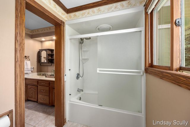 1525 104th Street SW, Byron Center, MI 49315