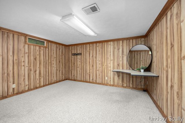1525 104th Street SW, Byron Center, MI 49315