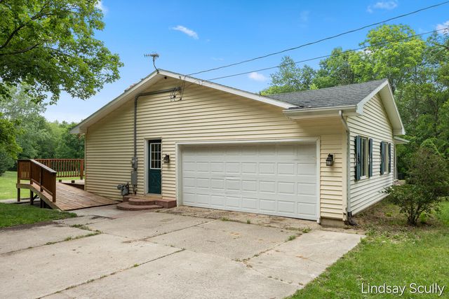 1525 104th Street SW, Byron Center, MI 49315