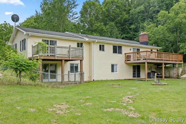1525 104th Street SW, Byron Center, MI 49315