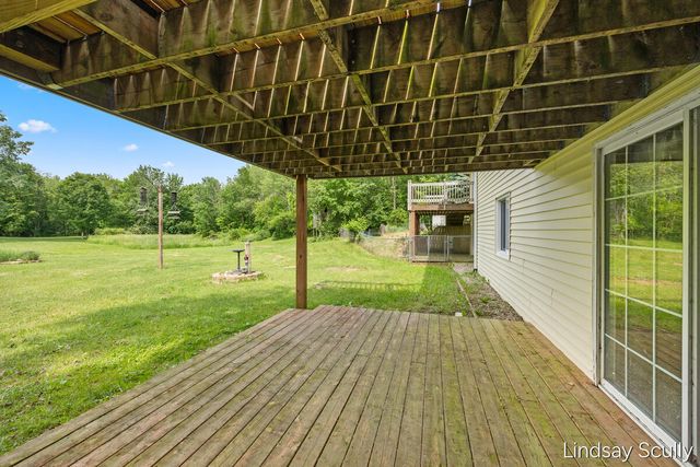 1525 104th Street SW, Byron Center, MI 49315