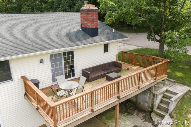 1525 104th Street SW, Byron Center, MI 49315