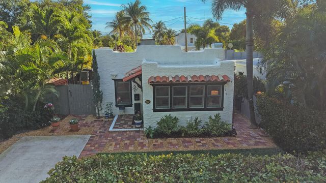 744 Penn Street, West Palm Beach, FL 33401