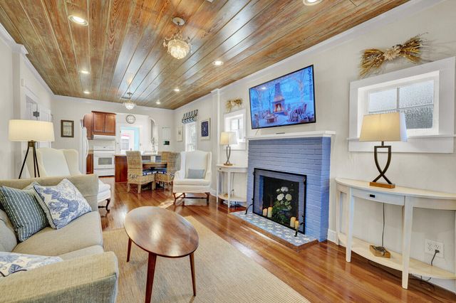 744 Penn Street, West Palm Beach, FL 33401