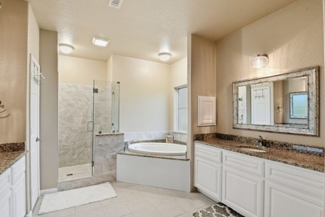25452 Williams Drive, Justin, TX 76247