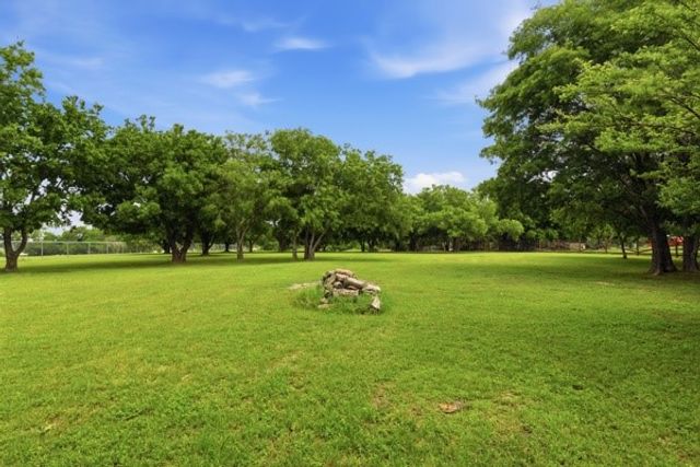 25452 Williams Drive, Justin, TX 76247
