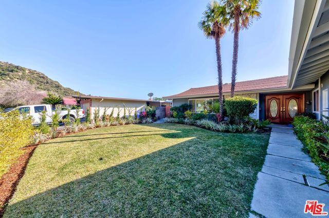2620 Sea Pine Lane, La Crescenta, CA 91214