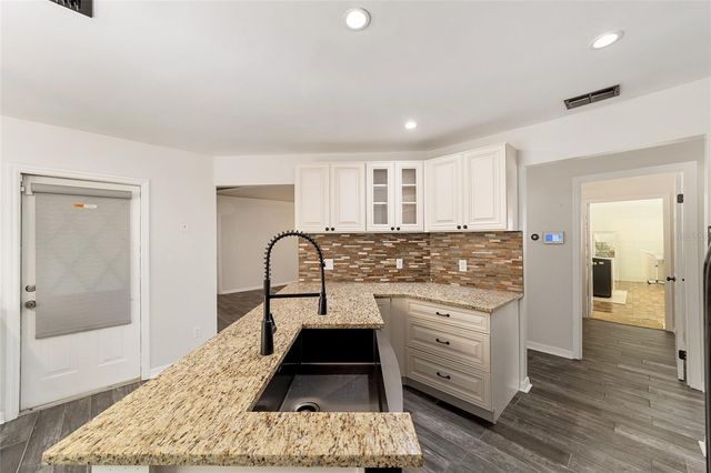 13740 SW 49TH PLACE, Ocala, FL 34481