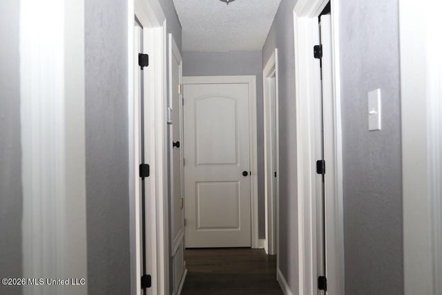 12476 Briarwood W Drive, Gulfport, MS 39503
