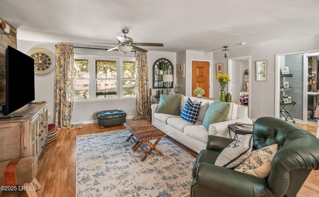 701 Battery Creek Road, Beaufort, SC 29902