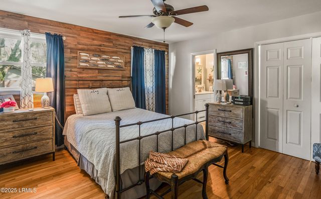 701 Battery Creek Road, Beaufort, SC 29902