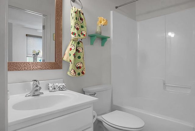 7975 Vermont Road, North Charleston, SC 29418